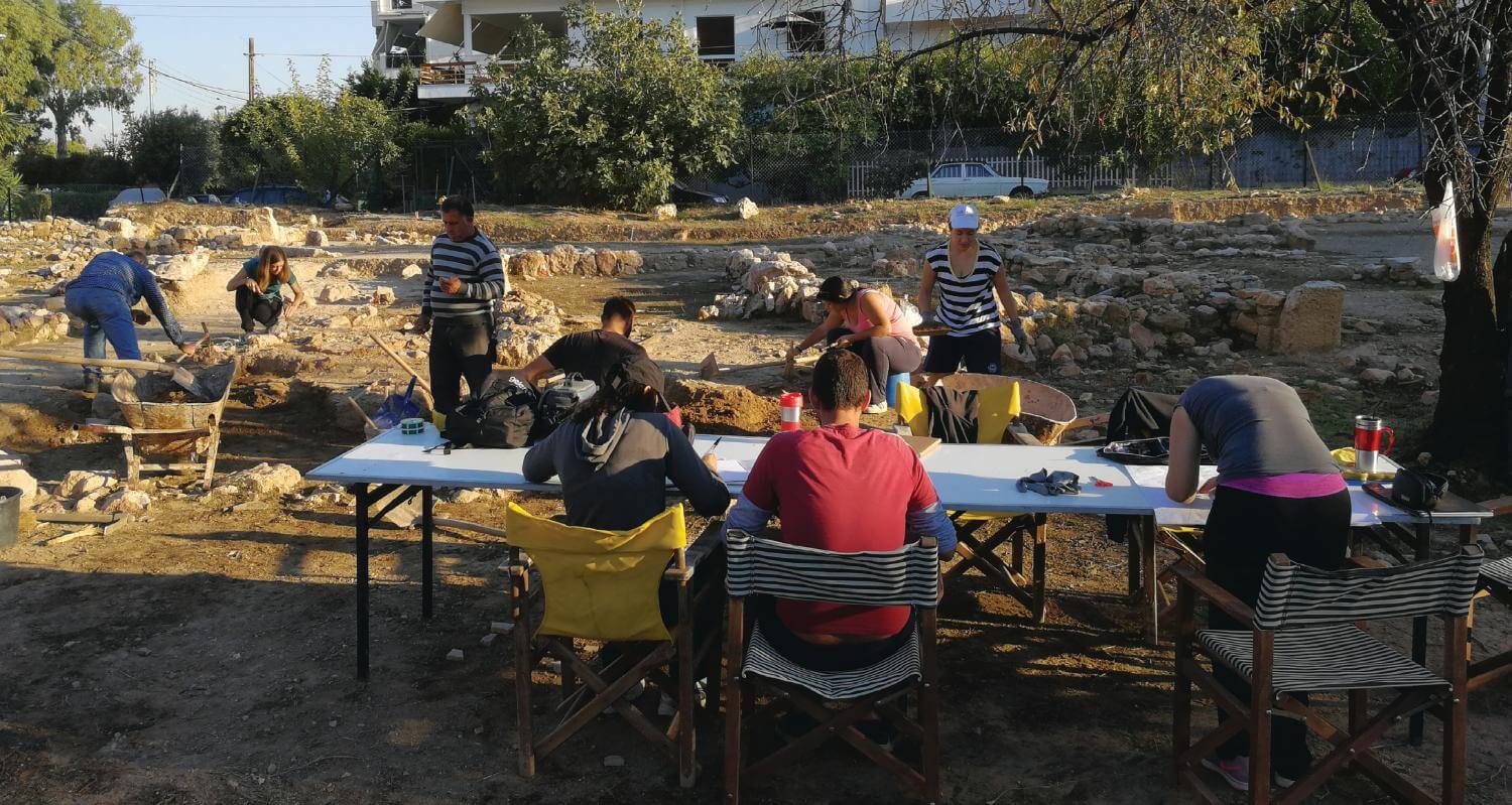 Training students in excavation methods.