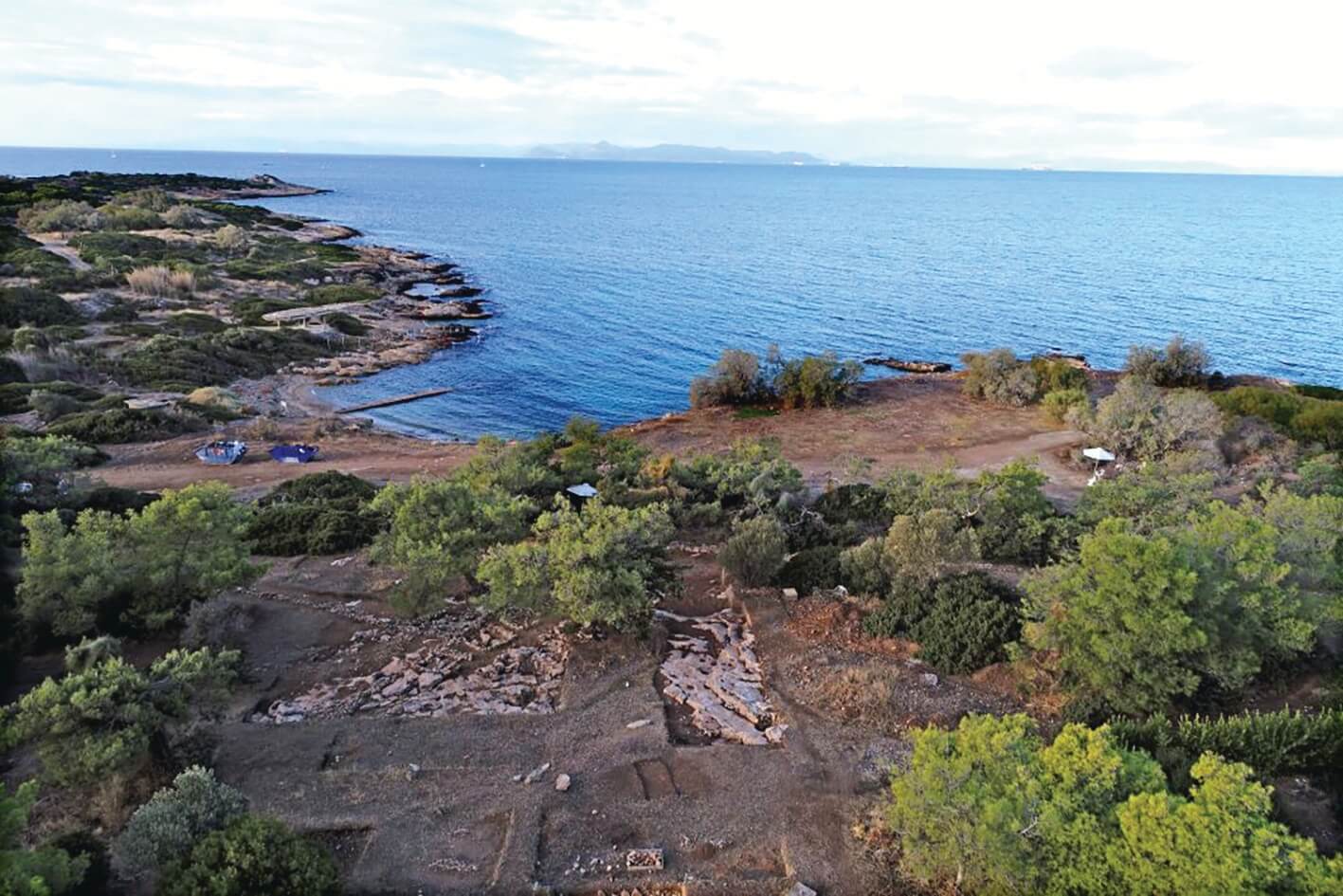 Aerial photograph of the central section of the excavation.