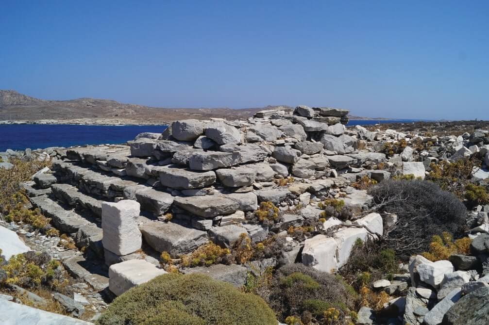 Stepped monument at the northern end of the Delian necropolis in Rhenia.