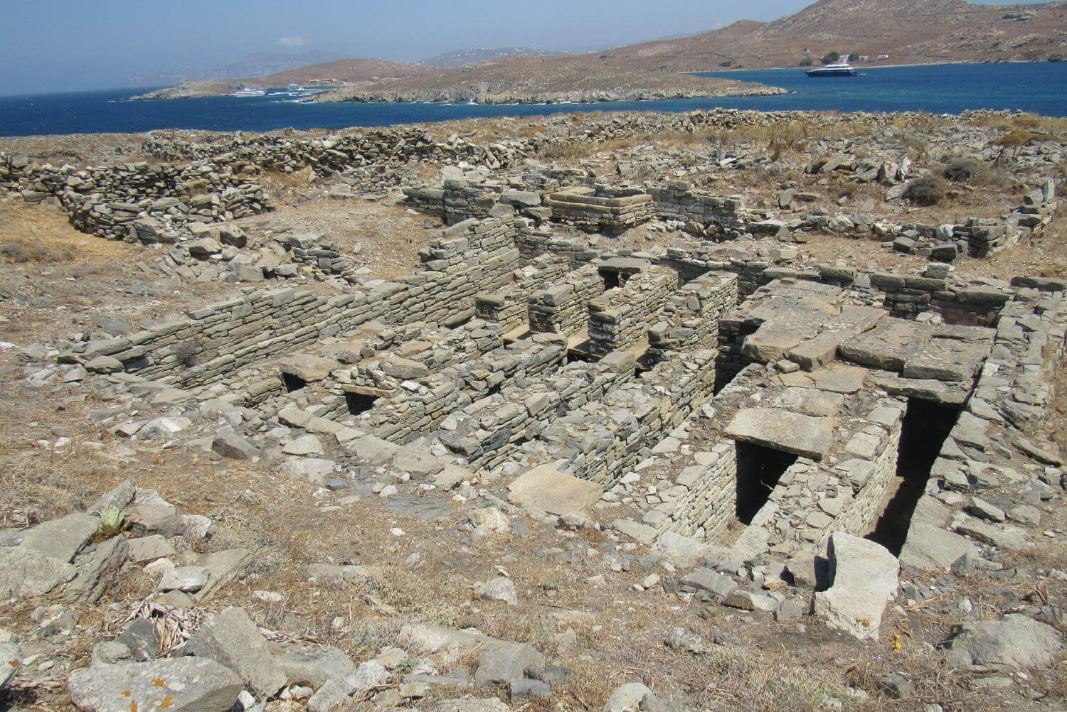 Underground funerary structure with built-in compartments in the Delian necropolis of Rheneia.